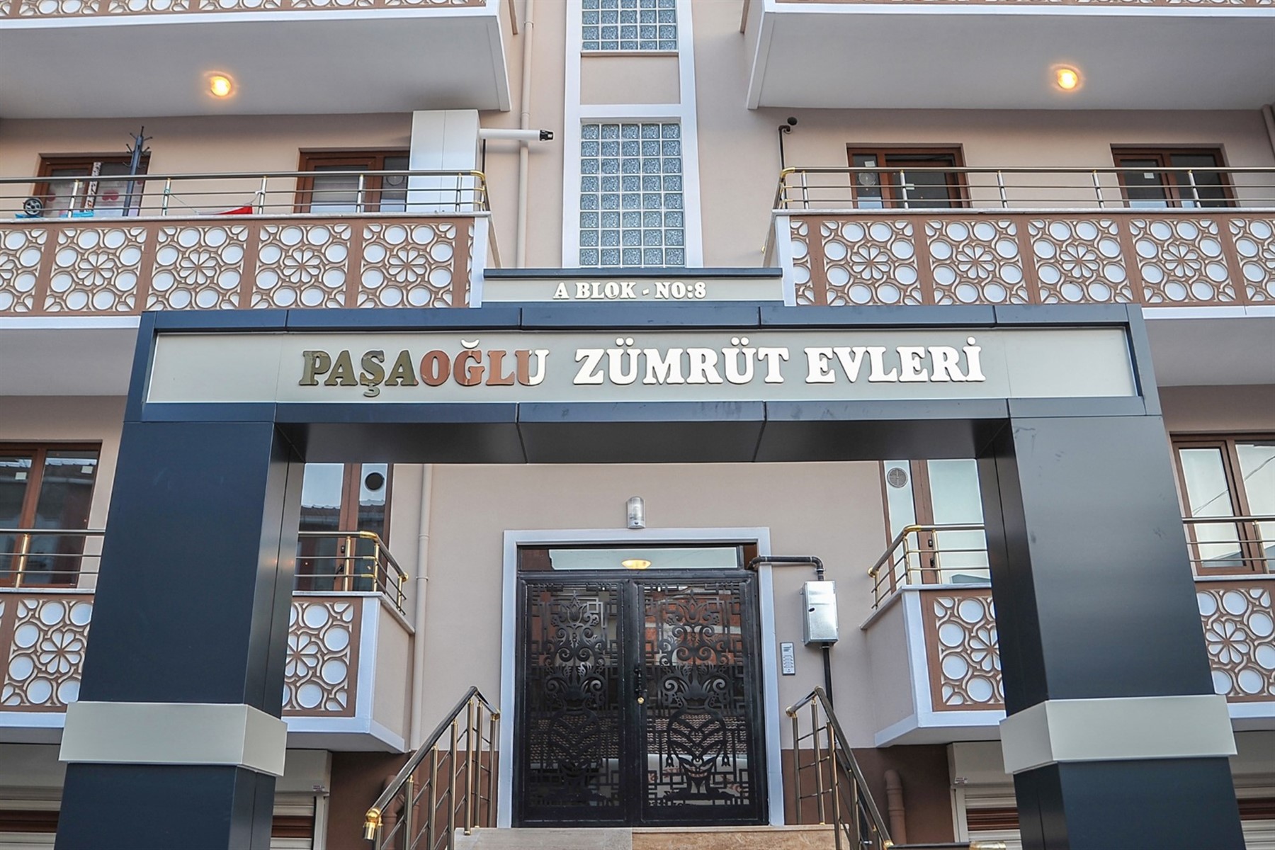 ZÜMRÜT EVLERİ